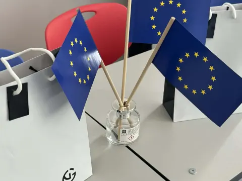 Europos diena mūsų mokykloje: žinios, muzika ir pergalės skonis!, nuotrauka 11