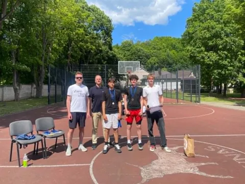 Veršvų 3×3’26: kai mokyklos kiemas tapo krepšinio respublika, o šešėlis – deficitu, nuotrauka 13