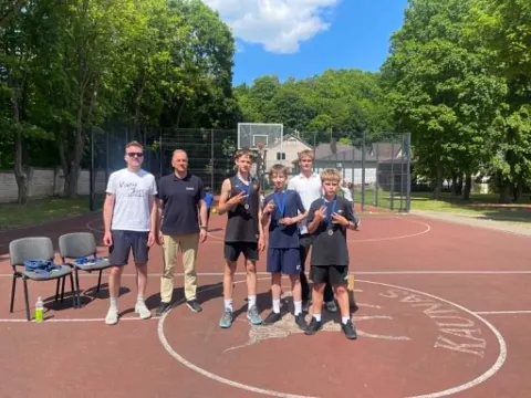 Veršvų 3×3’26: kai mokyklos kiemas tapo krepšinio respublika, o šešėlis – deficitu, nuotrauka 16