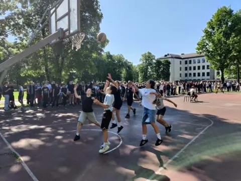 Veršvų 3×3’26: kai mokyklos kiemas tapo krepšinio respublika, o šešėlis – deficitu, nuotrauka 9