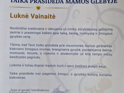 Respublikinis mokinių rašinių konkursas ,,Taika prasideda mamos glėbyje”, nuotrauka 2