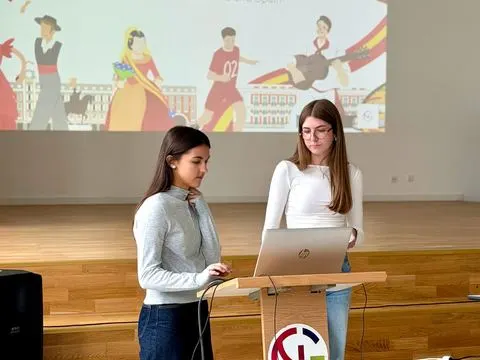 Tarptautinė metodinė valanda „Erasmus+ įkvėpimai: kuriame europietišką ugdymą kartu“, nuotrauka 13