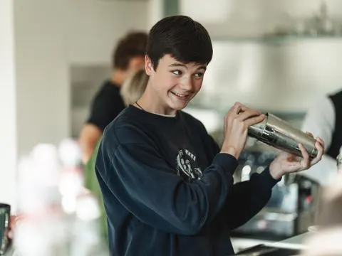 Stalo etiketas ir kava – pažintis su profesiniu pasauliu, nuotrauka 2